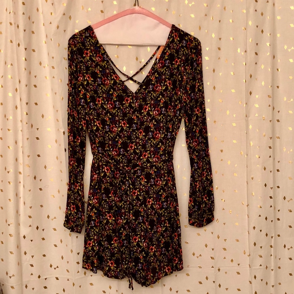 Adorable Long sleeve floral romper